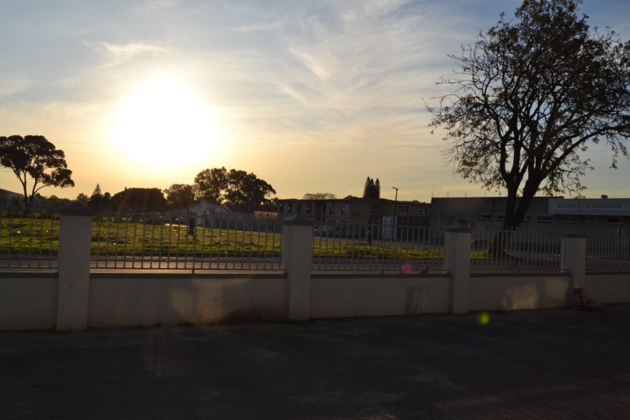 2 Bedroom Property for Sale in Oakdene Western Cape